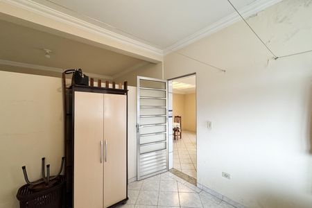 Casa à venda com 256m², 4 quartos e 3 vagas Casa à venda com 256m², 4 quartos e 3 vagasQuarto de Serviço