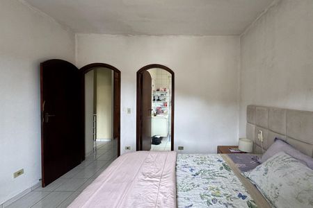 Casa à venda com 256m², 4 quartos e 3 vagas Casa à venda com 256m², 4 quartos e 3 vagasSuíte
