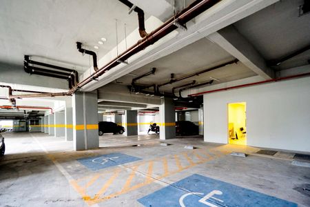 Apartamento à venda com 43m², 2 quartos e 1 vaga Apartamento à venda com 43m², 2 quartos e 1 vagaVagas acessíveis