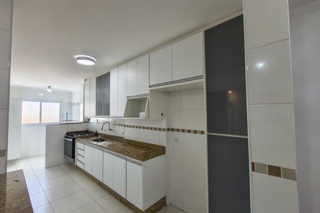 Apartamento para alugar com 91m², 2 quartos e 2 vagas Apartamento para alugar com 91m², 2 quartos e 2 vagasCozinha