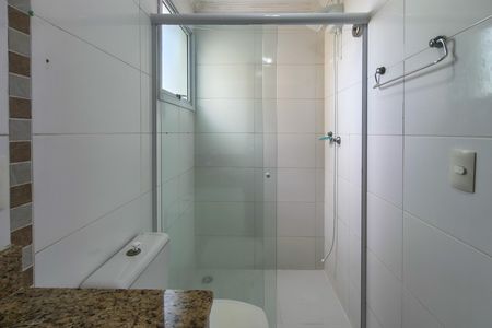 Apartamento para alugar com 91m², 2 quartos e 2 vagas Apartamento para alugar com 91m², 2 quartos e 2 vagasBanheiro da suite 2