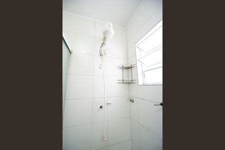 Casa à venda com 230m², 2 quartos e sem vagaChuveiro
