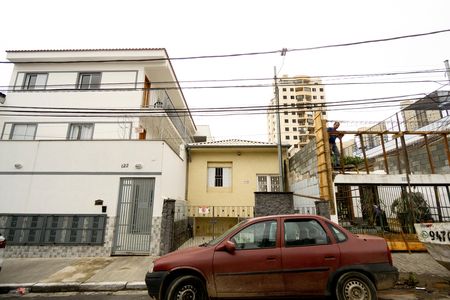 Casa à venda com 230m², 2 quartos e sem vagaFachada