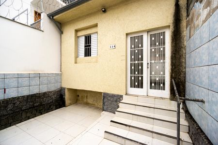 Casa à venda com 230m², 2 quartos e sem vagaFachada