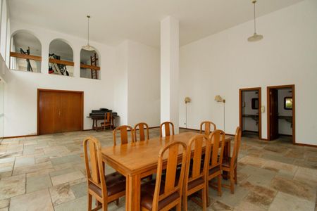 Apartamento para alugar com 297m², 4 quartos e 4 vagas Apartamento para alugar com 297m², 4 quartos e 4 vagasÁrea Comum - Salão de Festas