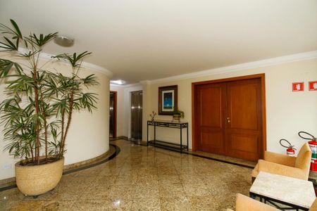 Apartamento para alugar com 297m², 4 quartos e 4 vagas Apartamento para alugar com 297m², 4 quartos e 4 vagasHall Social