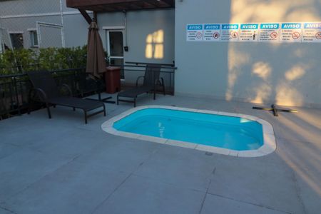 Apartamento para alugar com 50m², 2 quartos e 1 vagaÁrea comum - Piscina