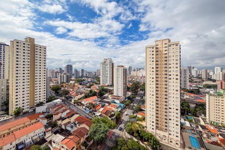 Apartamento à venda com 70m², 2 quartos e 2 vagas Apartamento à venda com 70m², 2 quartos e 2 vagasQuarto 1 - Vista