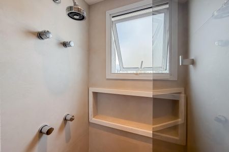 Apartamento à venda com 70m², 2 quartos e 2 vagas Apartamento à venda com 70m², 2 quartos e 2 vagasBanheiro Social
