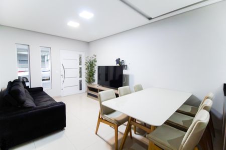 Casa para alugar com 125m², 2 quartos e 1 vagaSala