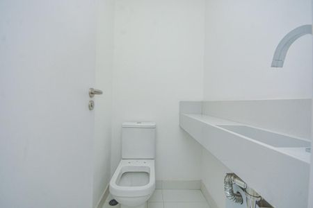 Apartamento à venda com 155m², 3 quartos e 3 vagas Apartamento à venda com 155m², 3 quartos e 3 vagasLavabo
