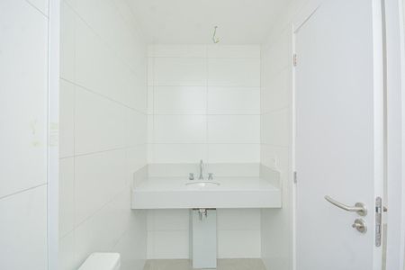 Apartamento à venda com 155m², 3 quartos e 3 vagas Apartamento à venda com 155m², 3 quartos e 3 vagasBanheiro da Suíte 2