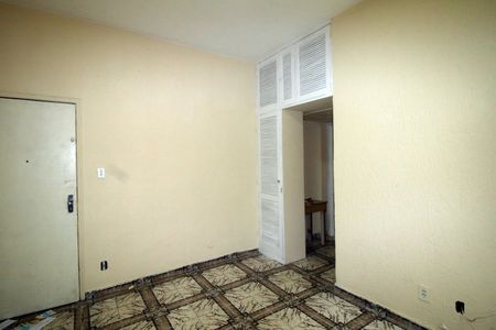 Sala de apartamento para alugar com 1 quarto, 45m² em Vigário Geral, Rio de Janeiro