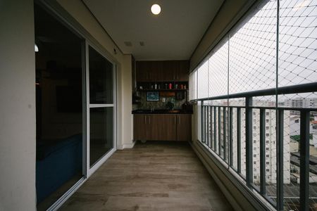 Apartamento para alugar com 64m², 2 quartos e 1 vaga