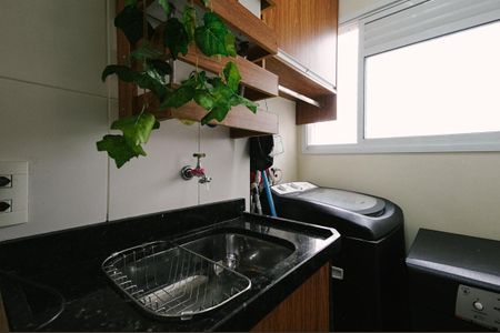 Apartamento para alugar com 64m², 2 quartos e 1 vaga