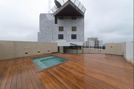 Apartamento à venda com 260m², 3 quartos e 4 vagas Apartamento à venda com 260m², 3 quartos e 4 vagasCobertura - Piscina