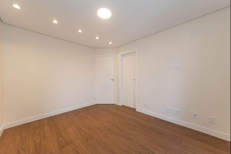 Apartamento à venda com 260m², 3 quartos e 4 vagas Apartamento à venda com 260m², 3 quartos e 4 vagasSuite 3