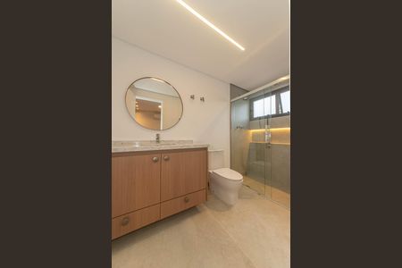 Apartamento à venda com 260m², 3 quartos e 4 vagas Apartamento à venda com 260m², 3 quartos e 4 vagasBanheiro da Suíte 3