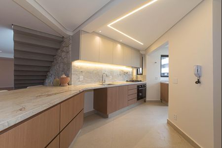 Apartamento à venda com 260m², 3 quartos e 4 vagas Apartamento à venda com 260m², 3 quartos e 4 vagasCozinha