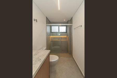 Apartamento à venda com 260m², 3 quartos e 4 vagas Apartamento à venda com 260m², 3 quartos e 4 vagasBanheiro da Suíte 3