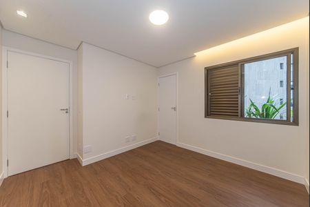 Apartamento à venda com 260m², 3 quartos e 4 vagas Apartamento à venda com 260m², 3 quartos e 4 vagasSuite 1