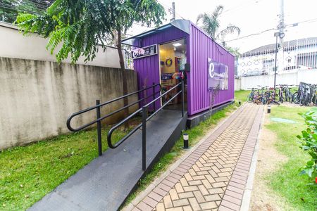 Apartamento à venda com 33m², 2 quartos e sem vaga Apartamento à venda com 33m², 2 quartos e sem vagaMini Mercado