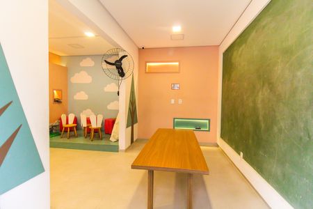 Apartamento à venda com 33m², 2 quartos e sem vaga Apartamento à venda com 33m², 2 quartos e sem vagaBrinquedoteca