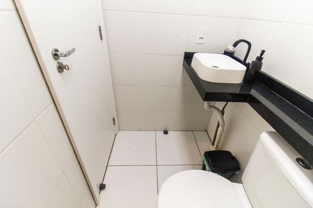 Apartamento à venda com 33m², 2 quartos e sem vaga Apartamento à venda com 33m², 2 quartos e sem vagaBanheiro