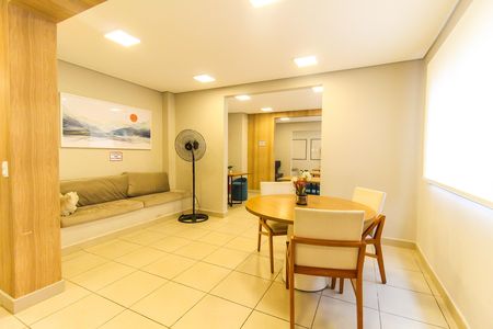 Apartamento à venda com 33m², 2 quartos e sem vaga Apartamento à venda com 33m², 2 quartos e sem vagaÁrea comum - Salão de festas
