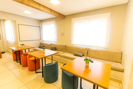 Apartamento à venda com 33m², 2 quartos e sem vaga Apartamento à venda com 33m², 2 quartos e sem vagaÁrea comum - Salão de festas