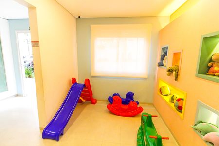Apartamento à venda com 33m², 2 quartos e sem vaga Apartamento à venda com 33m², 2 quartos e sem vagaBrinquedoteca
