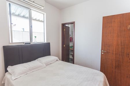 Apartamento à venda com 116m², 3 quartos e 1 vaga Apartamento à venda com 116m², 3 quartos e 1 vagaSuíte