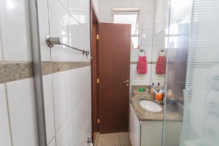 Apartamento à venda com 116m², 3 quartos e 1 vaga Apartamento à venda com 116m², 3 quartos e 1 vagaBanheiro da Suíte