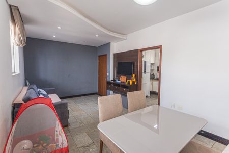 Apartamento à venda com 116m², 3 quartos e 1 vaga Apartamento à venda com 116m², 3 quartos e 1 vagaSala