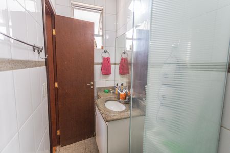 Apartamento à venda com 116m², 3 quartos e 1 vaga Apartamento à venda com 116m², 3 quartos e 1 vagaBanheiro da Suíte