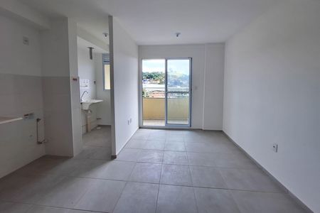 Sala de apartamento para alugar com 2 quartos, 47m² em Maria Paula, Niterói