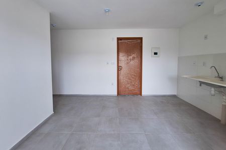 Sala de apartamento para alugar com 2 quartos, 47m² em Maria Paula, Niterói