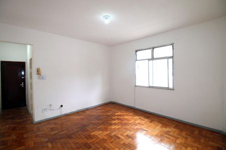 Sala de apartamento para alugar com 3 quartos, 70m² em Vista Alegre, Rio de Janeiro