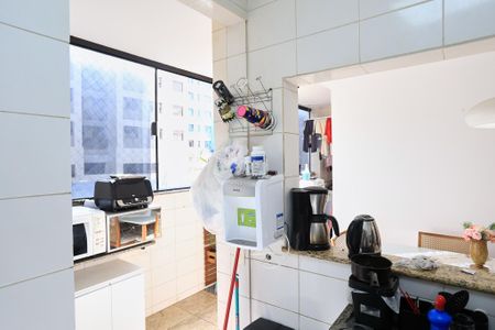 Apartamento à venda com 116m², 4 quartos e 2 vagas Apartamento à venda com 116m², 4 quartos e 2 vagasCozinha