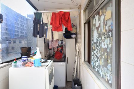 Apartamento à venda com 116m², 4 quartos e 2 vagas Apartamento à venda com 116m², 4 quartos e 2 vagasÁrea de Serviço