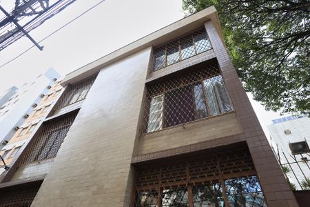 Apartamento à venda com 116m², 4 quartos e 2 vagas Apartamento à venda com 116m², 4 quartos e 2 vagasFachada