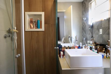Apartamento à venda com 116m², 4 quartos e 2 vagas Apartamento à venda com 116m², 4 quartos e 2 vagasBanheiro da Suíte