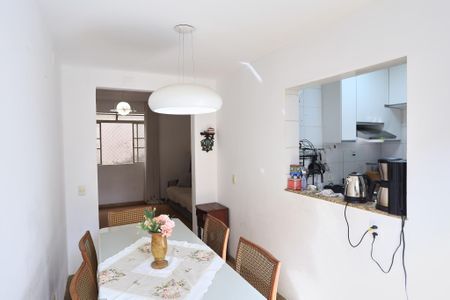 Apartamento à venda com 116m², 4 quartos e 2 vagas Apartamento à venda com 116m², 4 quartos e 2 vagasSala de Jantar