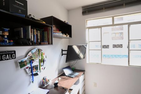 Apartamento à venda com 116m², 4 quartos e 2 vagas Apartamento à venda com 116m², 4 quartos e 2 vagasQuarto