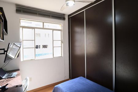 Apartamento à venda com 116m², 4 quartos e 2 vagas Apartamento à venda com 116m², 4 quartos e 2 vagasQuarto
