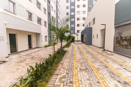 Apartamento para alugar com 37m², 2 quartos e sem vaga