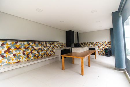 Apartamento para alugar com 37m², 2 quartos e sem vaga