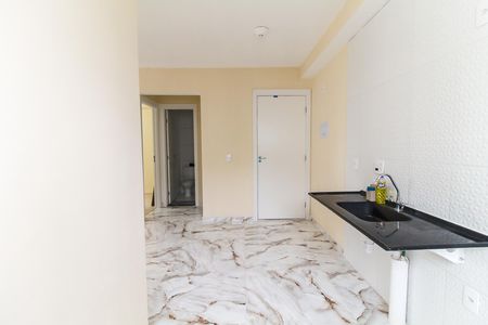 Apartamento para alugar com 37m², 2 quartos e sem vaga Apartamento para alugar com 37m², 2 quartos e sem vagaCozinha e Área de serviço
