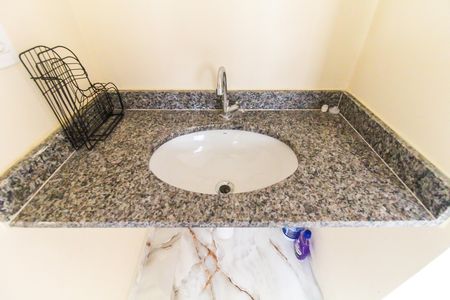 Apartamento para alugar com 37m², 2 quartos e sem vaga Apartamento para alugar com 37m², 2 quartos e sem vagaBanheiro