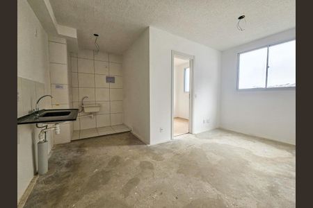 Apartamento à venda com 33m², 2 quartos e sem vaga Apartamento à venda com 33m², 2 quartos e sem vagaSala/Cozinha